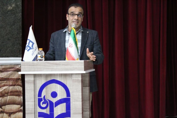 با حضور نماینده ولی فقیه در استان و امام جمعه بوشهر؛
برگزاری آئین بزرگداشت بی بی فطوم بلادی نخستین زن صاحب دیوان در بوشهر/ رونمایی از مجموعه اشعار بی بی فطوم بلادی 2