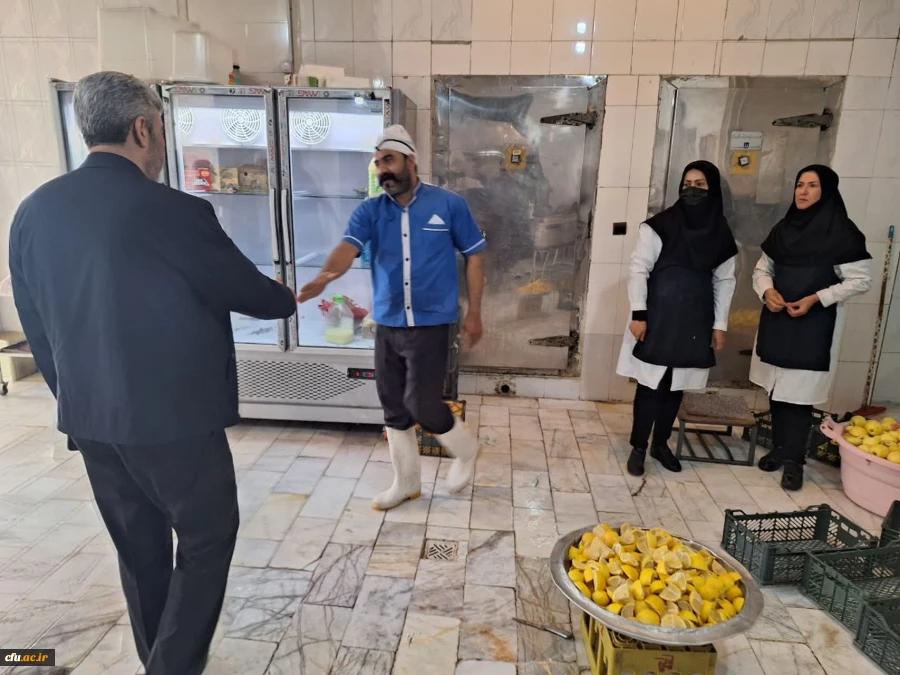 بازدید دکتر رجبعلی برزویی رئیس دانشگاه فرهنگیان از مدیریت و پردیس های شهید مطهری و رسالت دانشگاه فرهنگیان استان سیستان و بلوچستان و حضور در جمع دانشجومعلمان و بازدید از بناها و امکانات مراکز دانشگاه فرهنگیان استان و بازدید از روند پخت و سرو غذا در پردیس ه