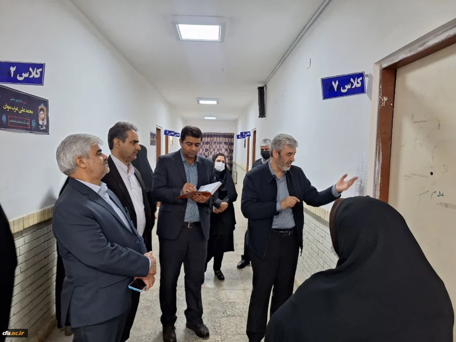بازدید دکتر رجبعلی برزویی رئیس دانشگاه فرهنگیان از مدیریت و پردیس های شهید مطهری و رسالت دانشگاه فرهنگیان استان سیستان و بلوچستان و حضور در جمع دانشجومعلمان و بازدید از بناها و امکانات مراکز دانشگاه فرهنگیان استان و بازدید از روند پخت و سرو غذا در پردیس ه