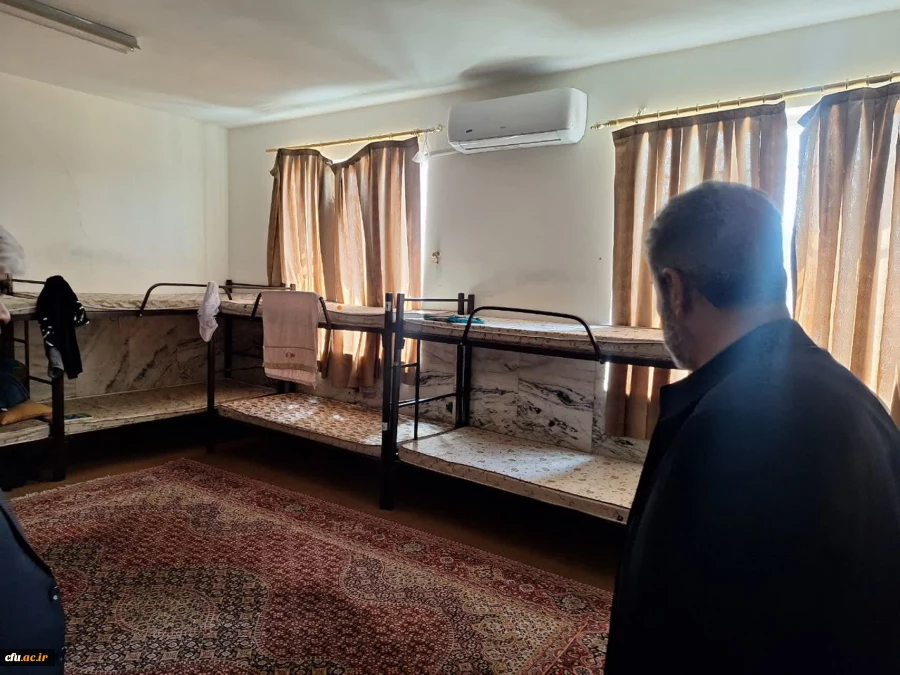 بازدید دکتر رجبعلی برزویی رئیس دانشگاه فرهنگیان از مدیریت و پردیس های شهید مطهری و رسالت دانشگاه فرهنگیان استان سیستان و بلوچستان و حضور در جمع دانشجومعلمان و بازدید از بناها و امکانات مراکز دانشگاه فرهنگیان استان و بازدید از روند پخت و سرو غذا در پردیس ه