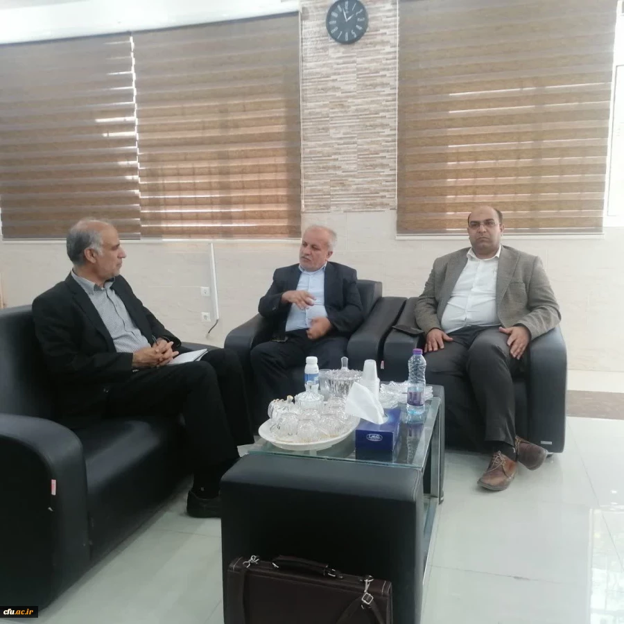 حضور دکتر غلامحسین زارعی منتخب مردم دشتی و تنگستان استان بوشهر در مجلس دوازدهم در دانشگاه فرهنگیان استان بوشهر 2