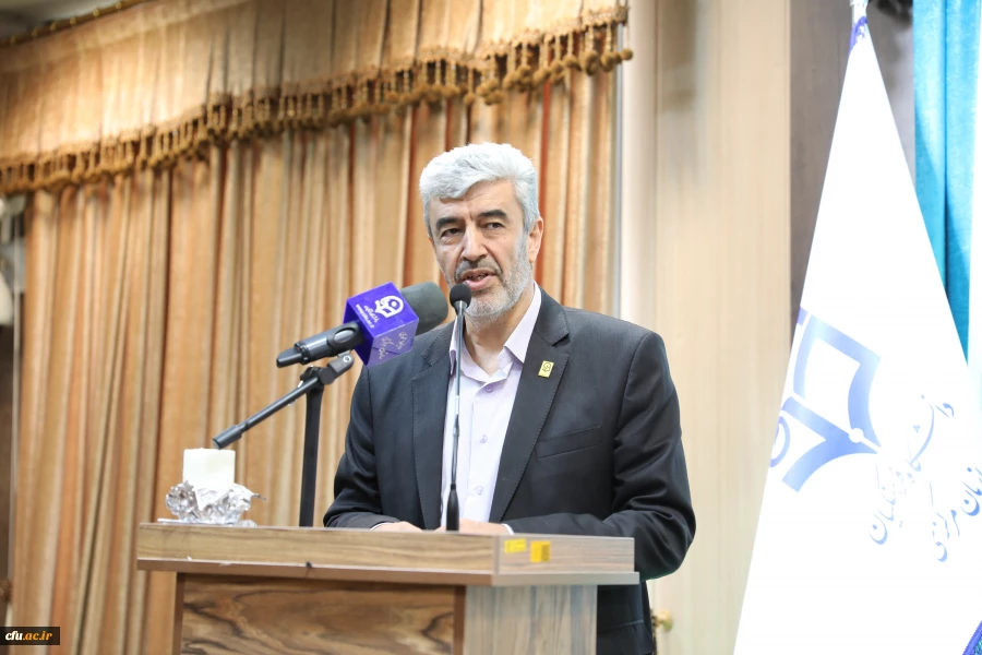 آیین اختتامیه اولین جشنواره ادبی ایثار دانشگاه  فرهنگیان با عنوان " قلم ها را نشکنید"  10