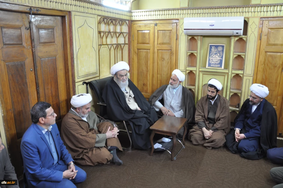 دیدار هیات رئیسه دانشگاه فرهنگیان استان اصفهان با مرجع عالیقدر حضرت آیت الله حسین مظاهری 4