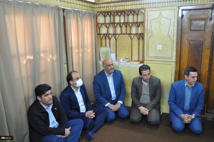 دیدار هیات رئیسه دانشگاه فرهنگیان استان اصفهان با مرجع عالیقدر حضرت آیت الله حسین مظاهری 9
