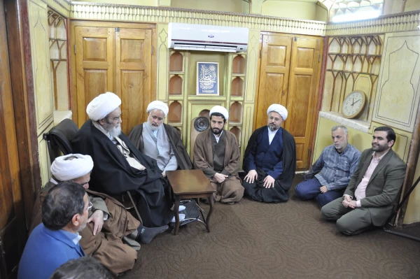 دیدار هیات رئیسه دانشگاه فرهنگیان استان اصفهان با مرجع عالیقدر حضرت آیت الله حسین مظاهری 11