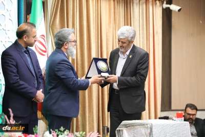 برگزاری اختتامیه جشناره ادبی ایثار 

رئیس دانشگاه فرهنگیان:
خودباوری و شناخت توانمندی آموزه بزرگ شهدا / آینده نظام جمهوری اسلامی ایران از مسیر دانشگاه فرهنگیان است