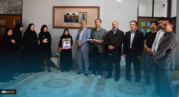 دیدار هیات رئیسه دانشگاه فرهنگیان کرمانشاه با خانواده شهید محسن مظفریان 2