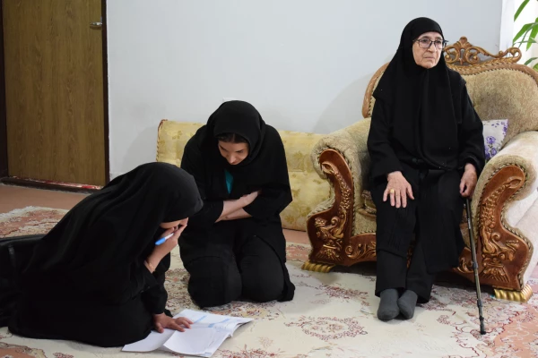 دیدار هیات رئیسه دانشگاه فرهنگیان کرمانشاه با خانواده شهید محسن مظفریان 9