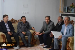 دیدار هیات رئیسه دانشگاه فرهنگیان کرمانشاه با خانواده شهید محسن مظفریان 11