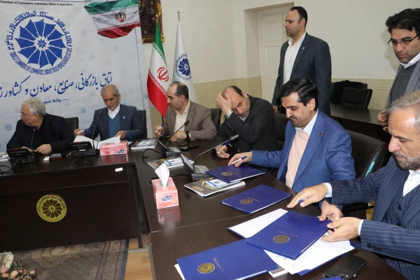 امضای تفاهمنامه همکاری صنعتی اتاق تبریز با دانشگاههای استان 7