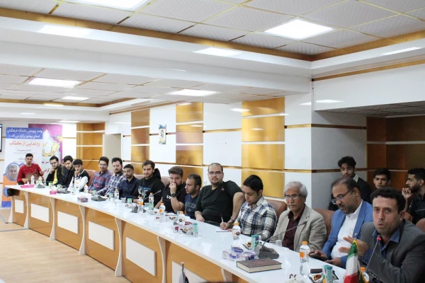 رونمایی از کتاب در دانشگاه فرهنگیان استان بوشهر؛
دو کتاب اعضای هیات علمی دانشگاه فرهنگیان استان بوشهر رونمایی شد 2