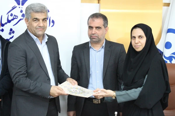 رونمایی از کتاب در دانشگاه فرهنگیان استان بوشهر؛
دو کتاب اعضای هیات علمی دانشگاه فرهنگیان استان بوشهر رونمایی شد 6