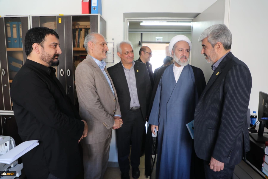 دیدار نوروزی رئیس دانشگاه فرهنگیان با همکاران سازمان مرکزی 16