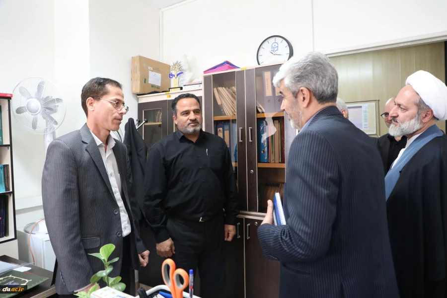 دیدار نوروزی رئیس دانشگاه فرهنگیان با همکاران سازمان مرکزی 23