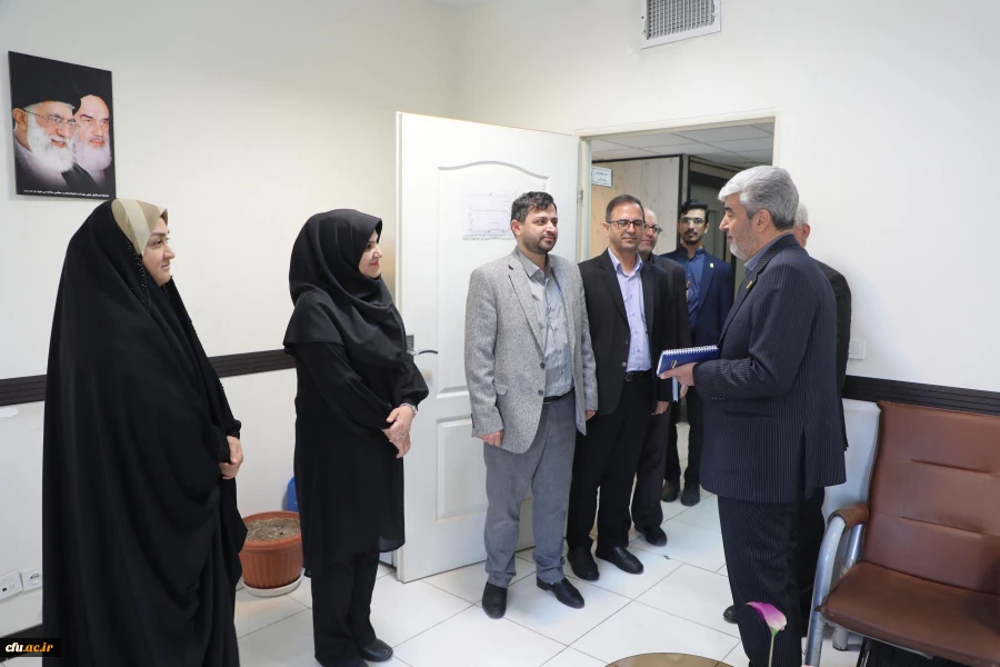 دیدار نوروزی رئیس دانشگاه فرهنگیان با همکاران سازمان مرکزی 28