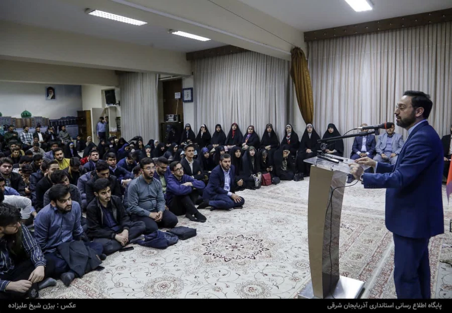 دیدار صمیمی استاندار آذربایجان شرقی با تشکل های دانشجویی استان 3