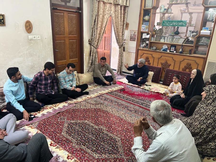 دیدار دانشگاهیان دانشگاه فرهنگیان استان بوشهر با خانواده شهید دانشجومعلم عبدالمجید دانش پژوه 5