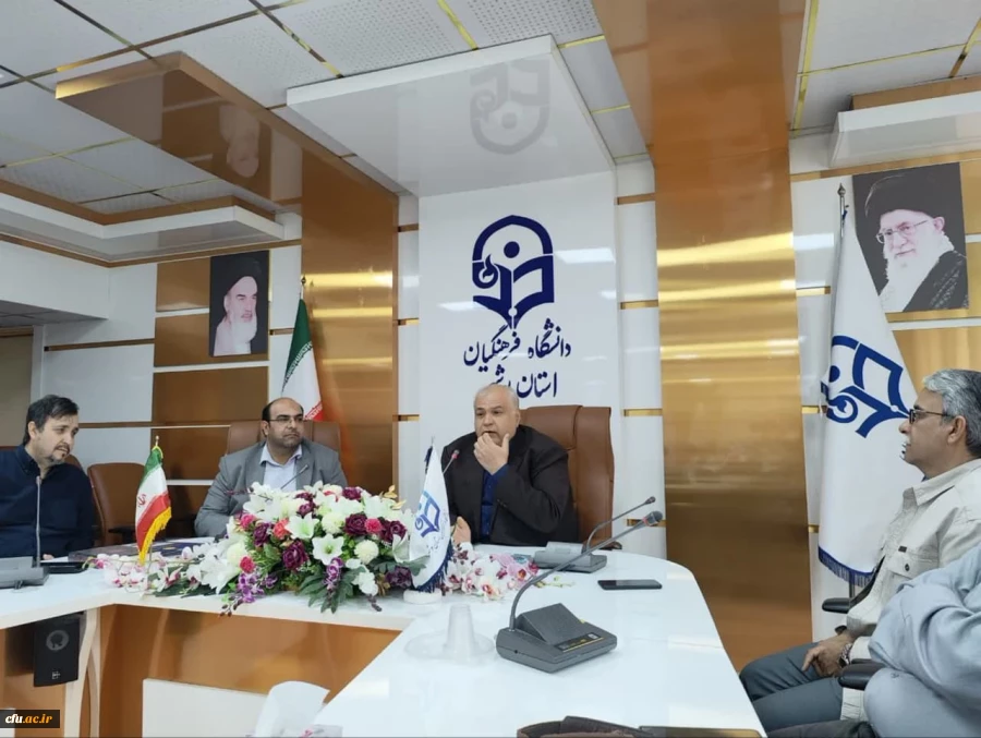 با حضور جامعه ادبی و علمی استان بوشهر؛
از کتاب پژوهشی فایز مفتون در دانشگاه فرهنگیان بوشهر رونمایی شد
 5