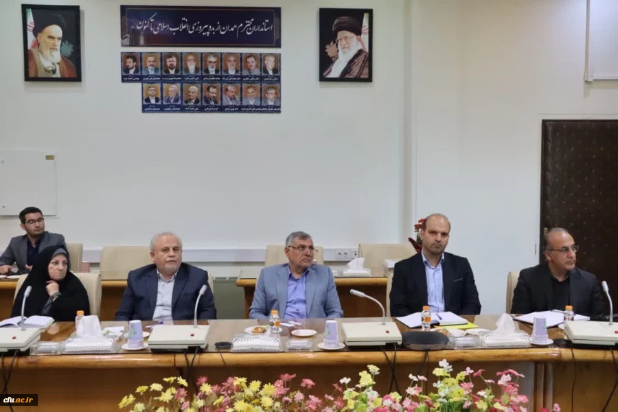 جلسه کمیته هیات امنای دانشگاه فرهنگیان استان همدان
 4