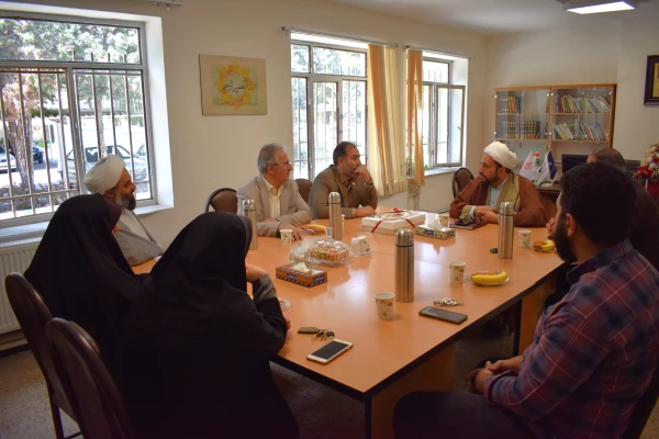 
دیدار هیئت رئیسه دانشگاه فرهنگیان با مسئول نهاد نمایندگی ولی فقیه در دانشگاه های استان
 4