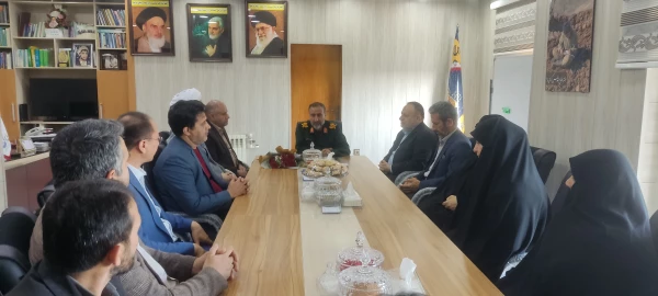 دیدار جمعی از همکاران دانشگاه فرهنگیان استان گلستان با فرماندهی سپاه نینوای استان 5