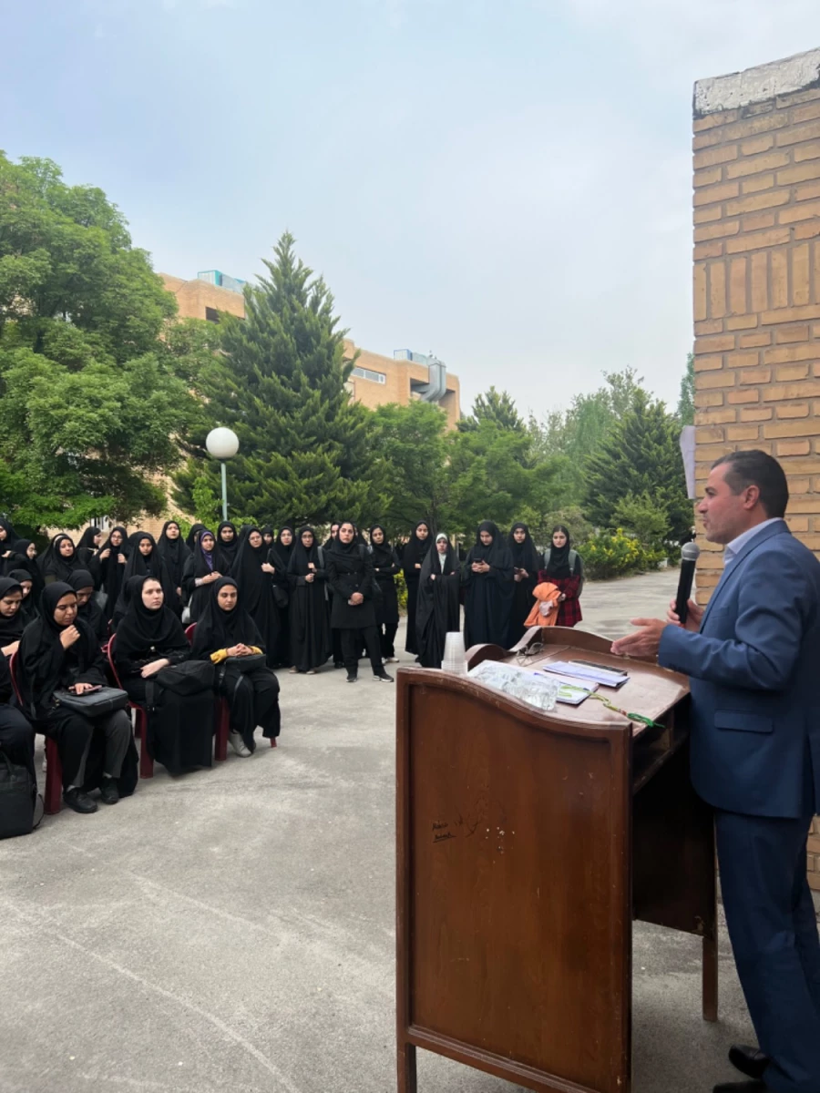 ریبون آزاد پردیس خواهران استان قزوین با محوریت حل مسائل آموزشی 7