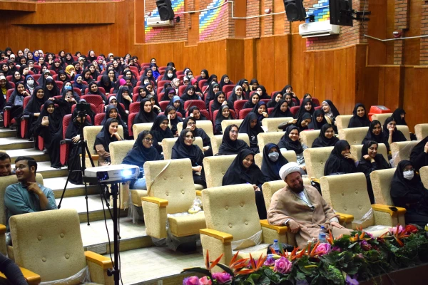 
برگزاری مجموعه کارگاه های آموزشی ازدواج ویژه دانشجویان دانشگاه های استان کرمانشاه
 3