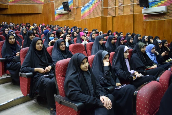 
برگزاری مجموعه کارگاه های آموزشی ازدواج ویژه دانشجویان دانشگاه های استان کرمانشاه
 8