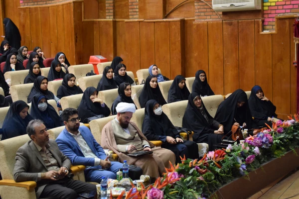 
برگزاری مجموعه کارگاه های آموزشی ازدواج ویژه دانشجویان دانشگاه های استان کرمانشاه
 9