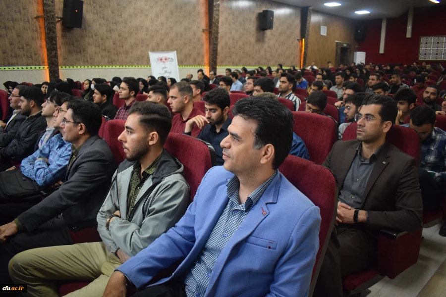 
برگزاری نشست جهاد تبیین با موضوع وعده صادق و تجلیل از فرماندهان سپاه نبی اکرم(ص) کرمانشاه
 4