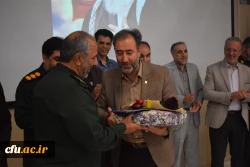 
برگزاری نشست جهاد تبیین با موضوع وعده صادق و تجلیل از فرماندهان سپاه نبی اکرم(ص) کرمانشاه
 6