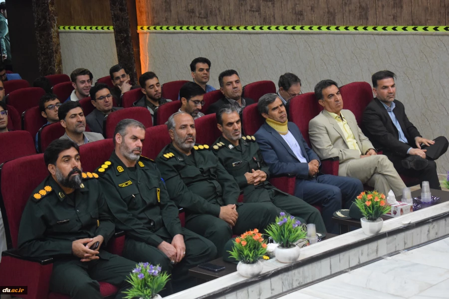 
برگزاری همایش جهاد تبیین با موضوع وعده صادق و تجلیل از فرماندهان سپاه نبی اکرم(ص) کرمانشاه
 5