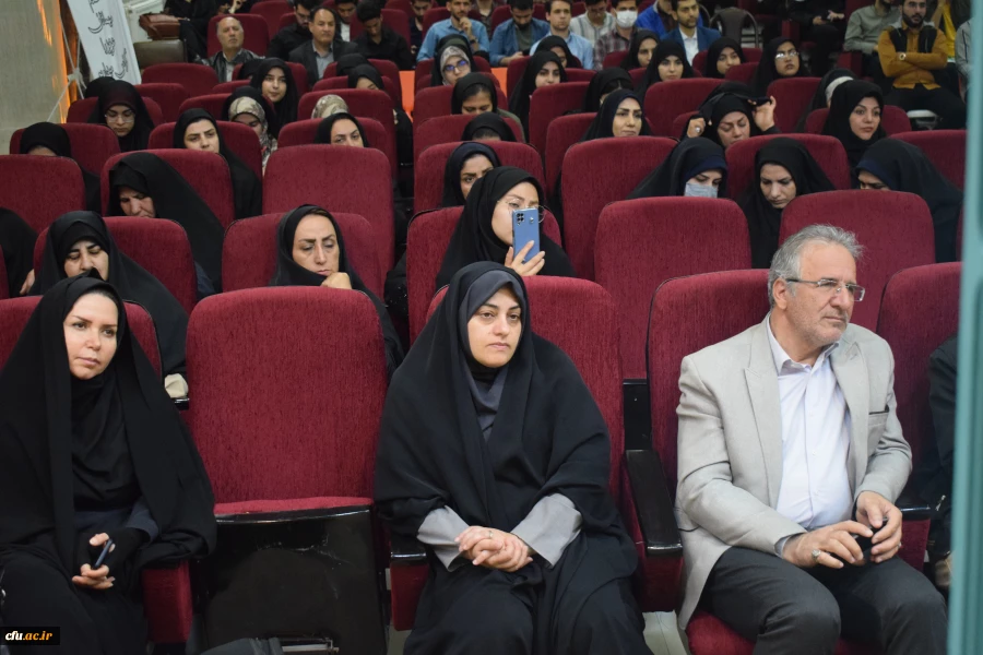 
برگزاری همایش جهاد تبیین با موضوع وعده صادق و تجلیل از فرماندهان سپاه نبی اکرم(ص) کرمانشاه
 6