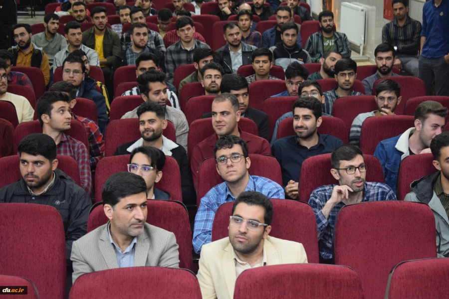 
برگزاری همایش جهاد تبیین با موضوع وعده صادق و تجلیل از فرماندهان سپاه نبی اکرم(ص) کرمانشاه
 9