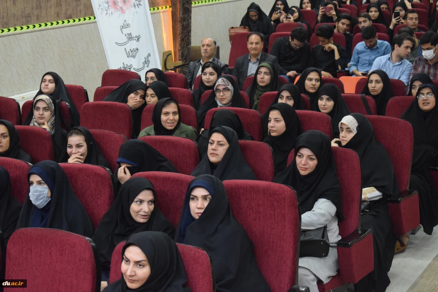 
برگزاری همایش جهاد تبیین با موضوع وعده صادق و تجلیل از فرماندهان سپاه نبی اکرم(ص) کرمانشاه
 10