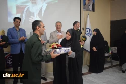 
برگزاری همایش جهاد تبیین با موضوع وعده صادق و تجلیل از فرماندهان سپاه نبی اکرم(ص) کرمانشاه
 16