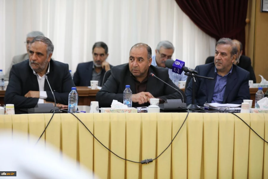 نشست هم اندیشی اعضای هیات رئیسه با مدیران استانی 19