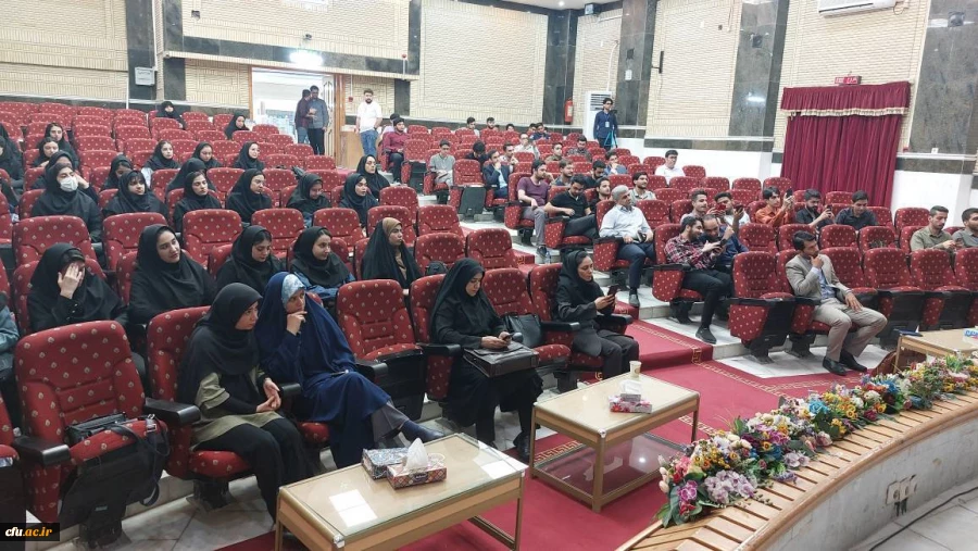 با حضور عضو هیات علمی دانشگاه تربیت دبیر شهید رجایی؛
کارگاه انگلیسی برای اهداف خاص ( ESP) در دانشگاه فرهنگیان استان بوشهر برگزار شد 3