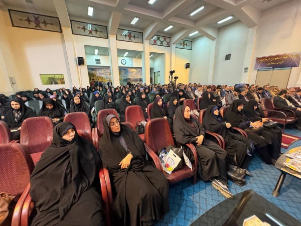 گردهمایی دانشجویان، اساتید، و کارکنان شاهد و ایثارگر 8