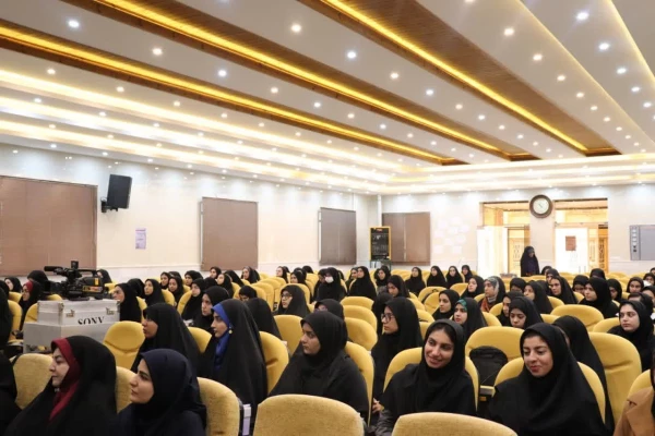 همایش تدبر در قرآن با محوریت سوره فلق
 3