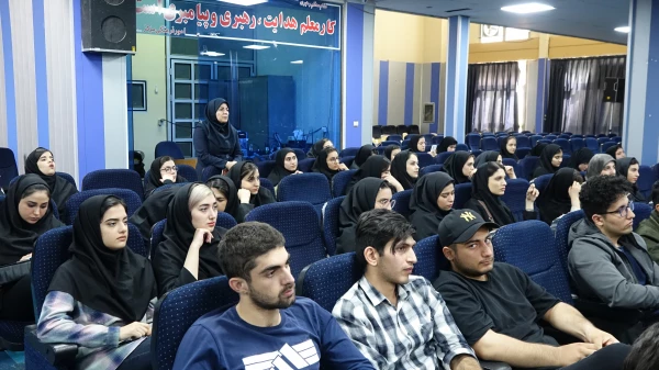 همایش یادگیری تفکر منطقی در دانشگاه فرهنگیان کردستان
 10