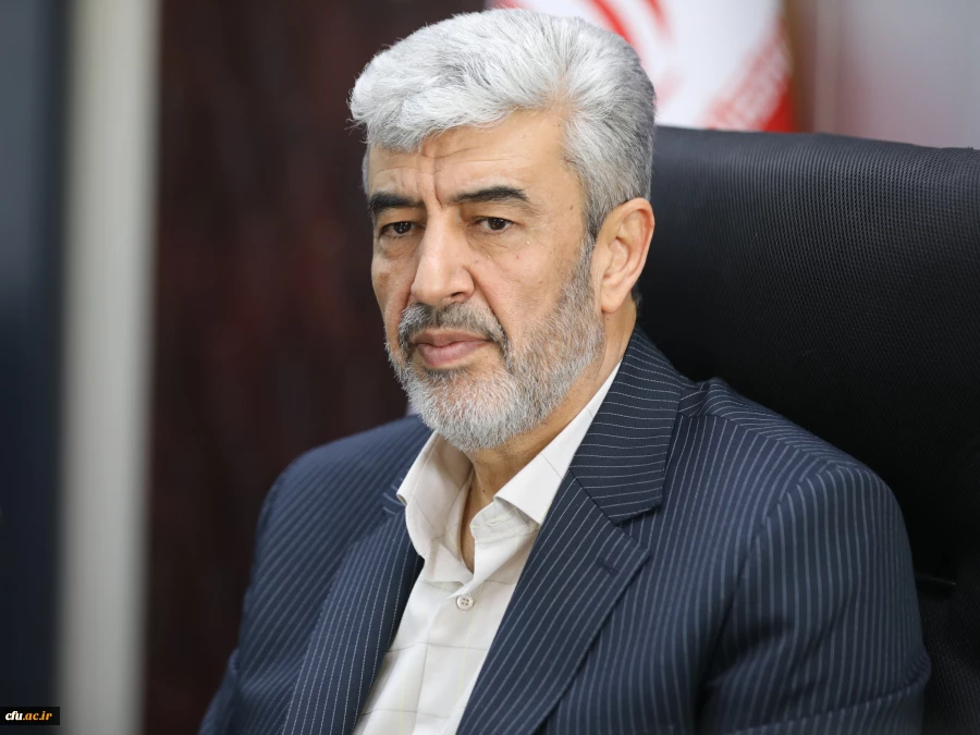 رییس دانشگاه فرهنگیان؛ استاد نمونه کشوری شد 2