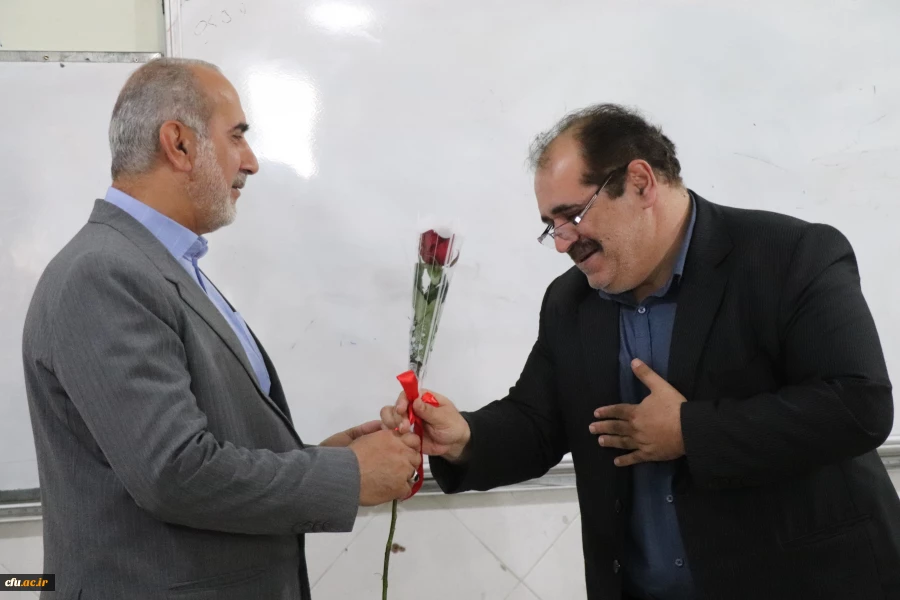 معلمان ویژه ترین عنصر نظام آموزشی هستند. 3