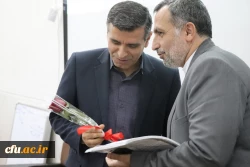 معلمان ویژه ترین عنصر نظام آموزشی هستند. 6