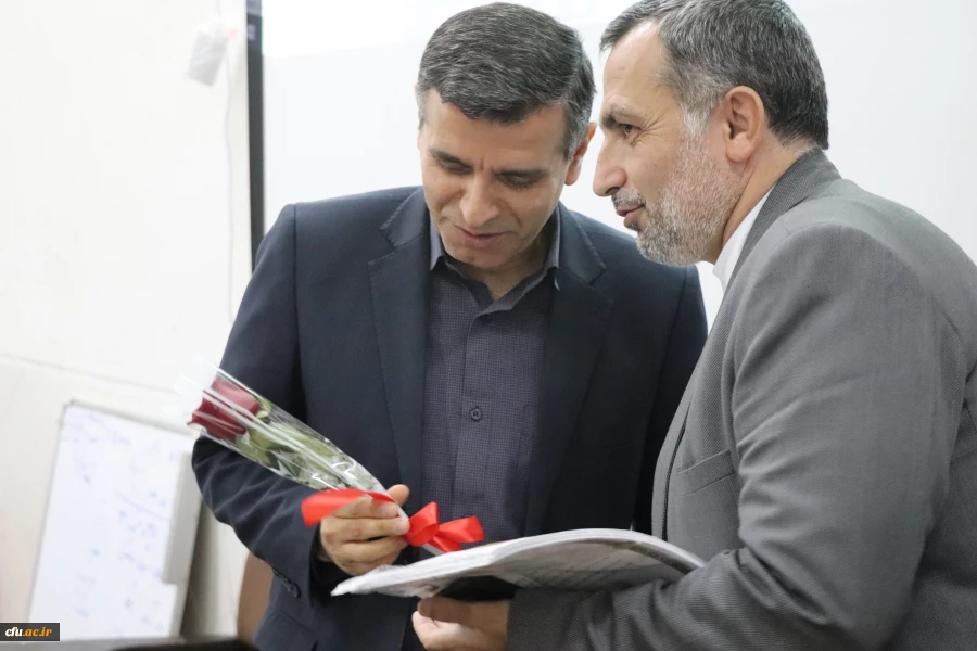 معلمان ویژه ترین عنصر نظام آموزشی هستند. 6