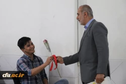 معلمان ویژه ترین عنصر نظام آموزشی هستند. 13