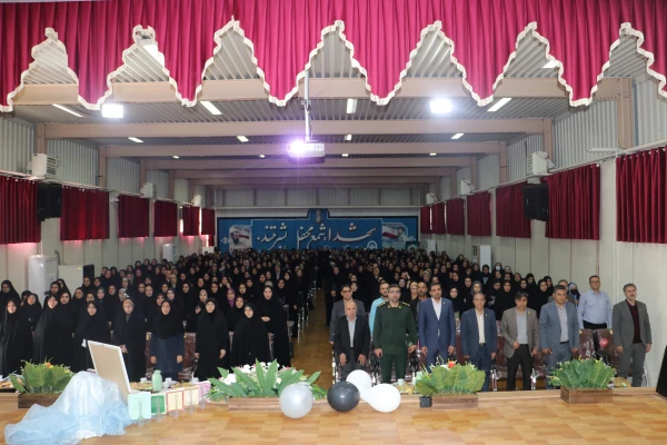 برگزاری مراسم بزرگداشت مقام معلم و گرامیداشت هفته سرآمدی آموزش در استان آذربایجان شرقی 3