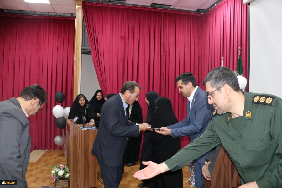 برگزاری مراسم بزرگداشت مقام معلم و گرامیداشت هفته سرآمدی آموزش در استان آذربایجان شرقی 9