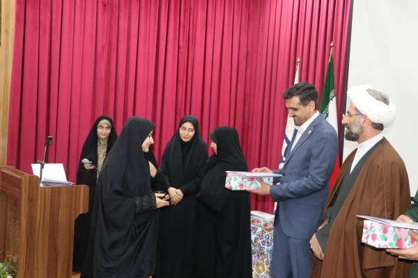 برگزاری مراسم بزرگداشت مقام معلم و گرامیداشت هفته سرآمدی آموزش در استان آذربایجان شرقی 17