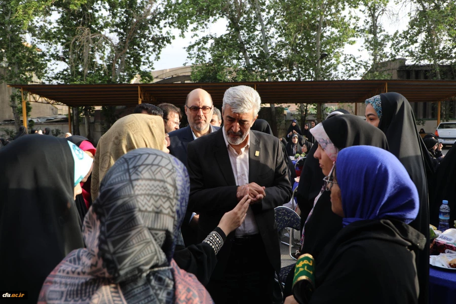 حضور دکتر برزویی در مرکز شهید باهنر